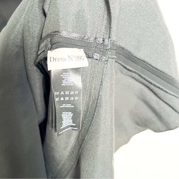 Victoria Beckham black wool blend ruffle trim mini dress early collection US 6 - Picture 5 of 8